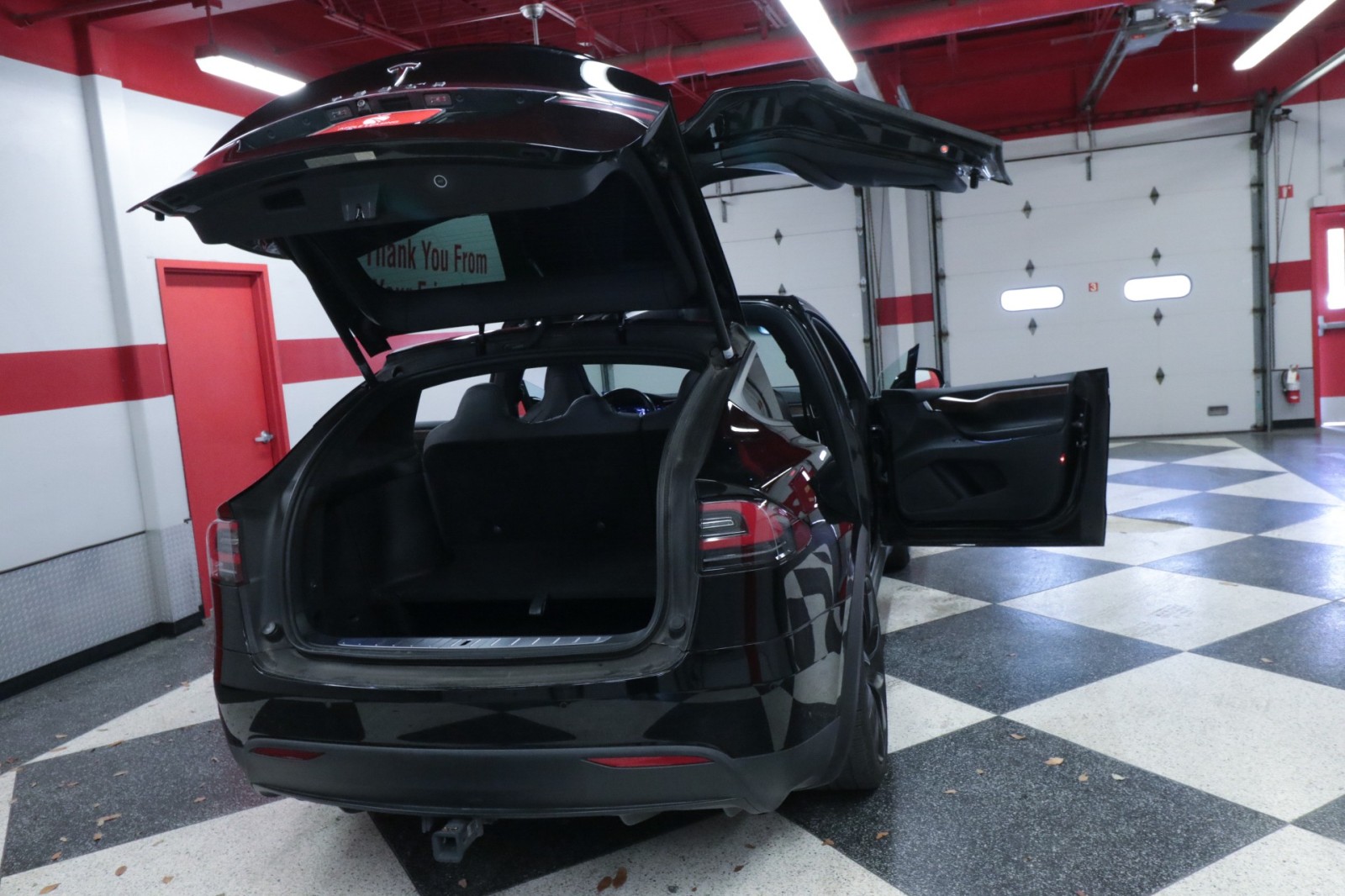 Vehicle image 26 of 33