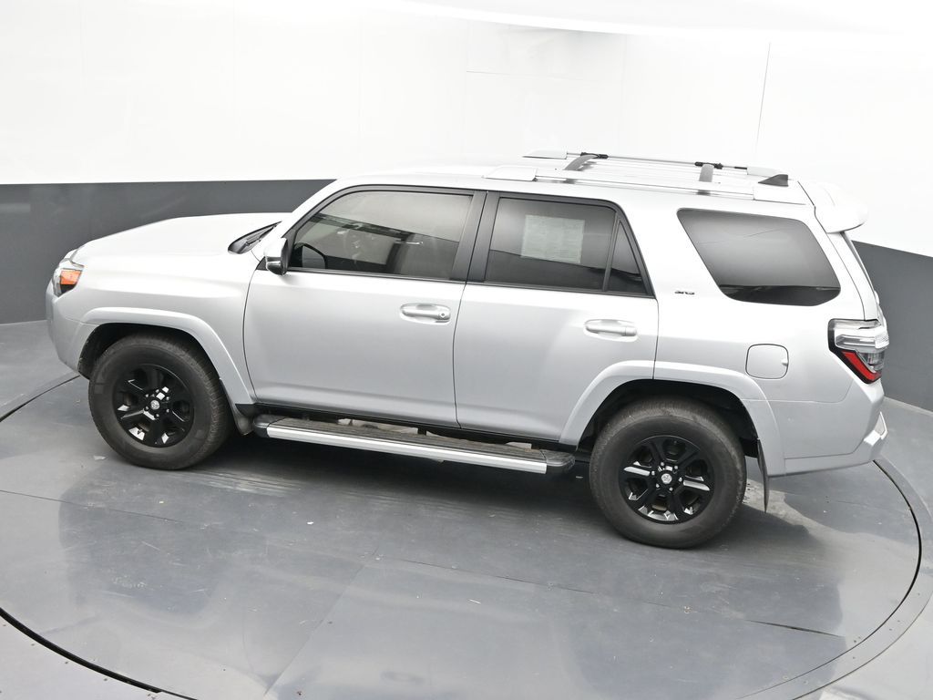 Vehicle image 42 of 75
