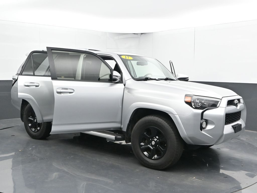 Vehicle image 19 of 75