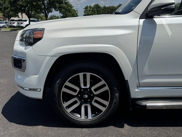 Vehicle image 9 of 35