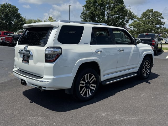 Vehicle image 5 of 35