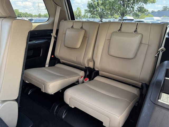 Vehicle image 15 of 35