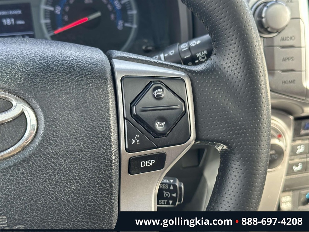Vehicle image 25 of 32