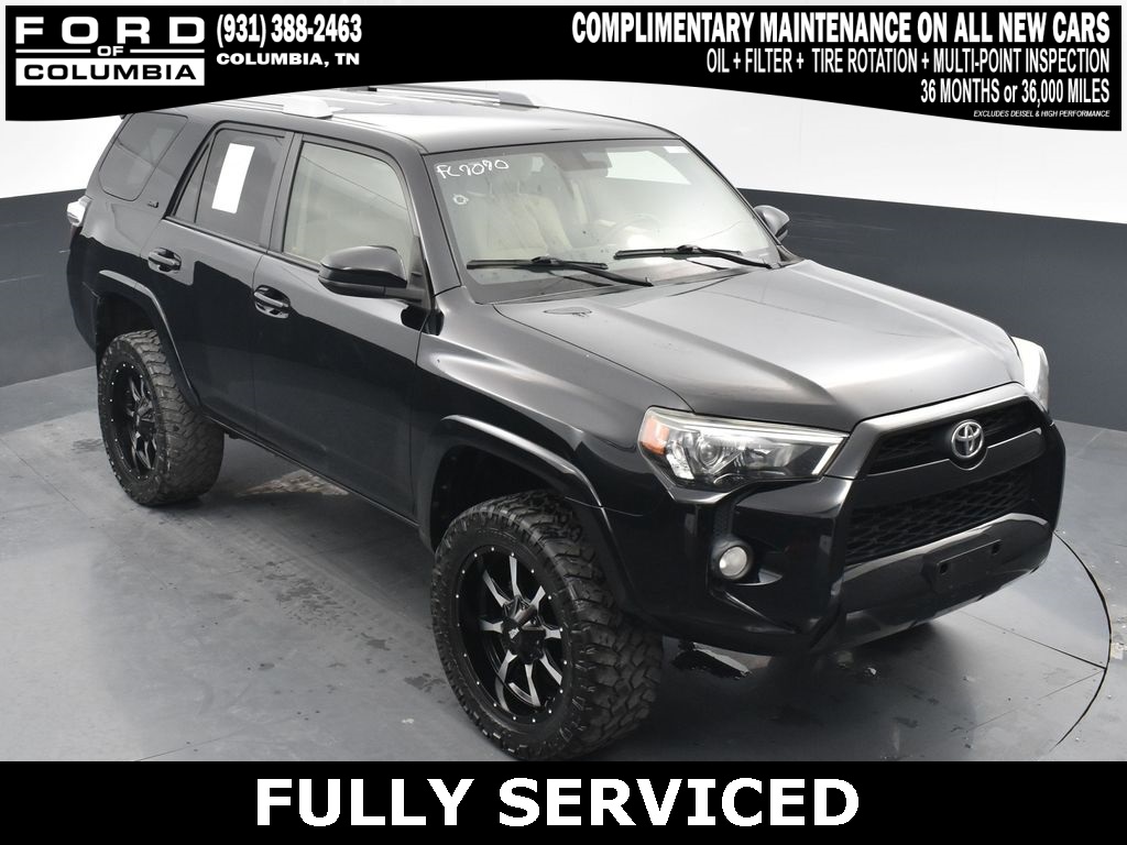 Vehicle image 10 of 41