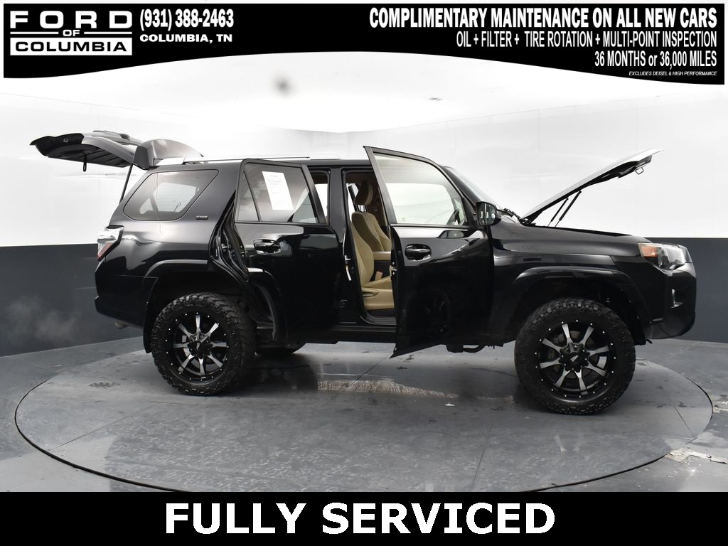Vehicle image 14 of 41