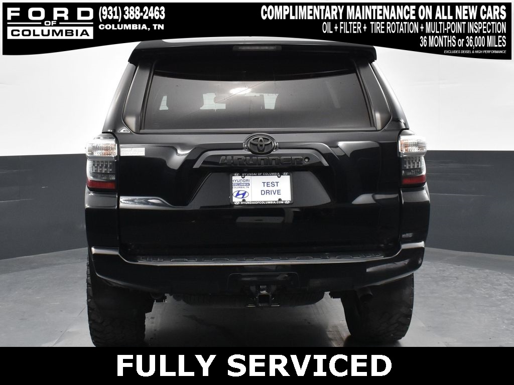 Vehicle image 25 of 41