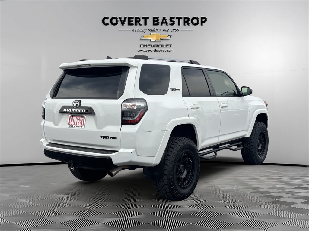 Vehicle image 2 of 30