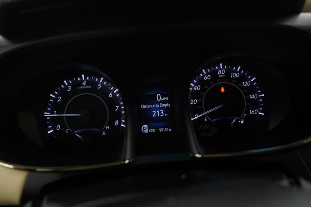 Vehicle image 22 of 27