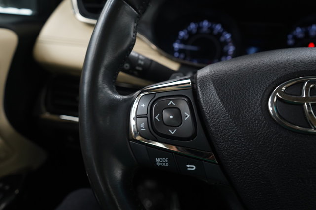 Vehicle image 20 of 27