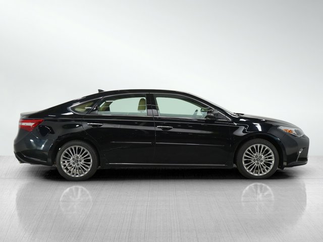 Vehicle image 4 of 27