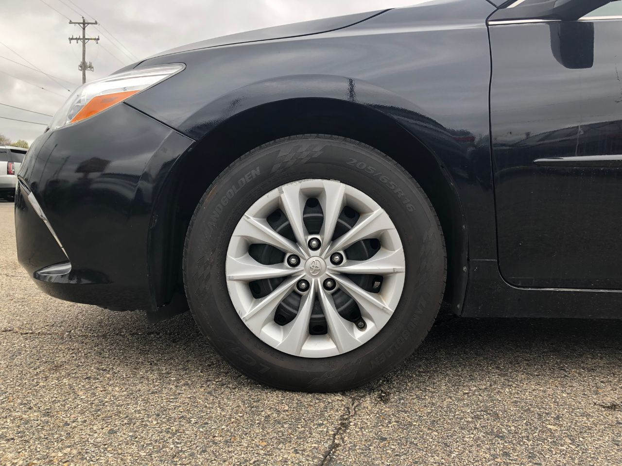 Vehicle image 9 of 30