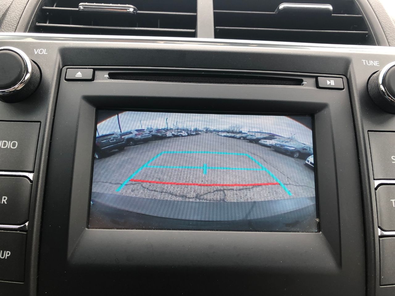 Vehicle image 24 of 30