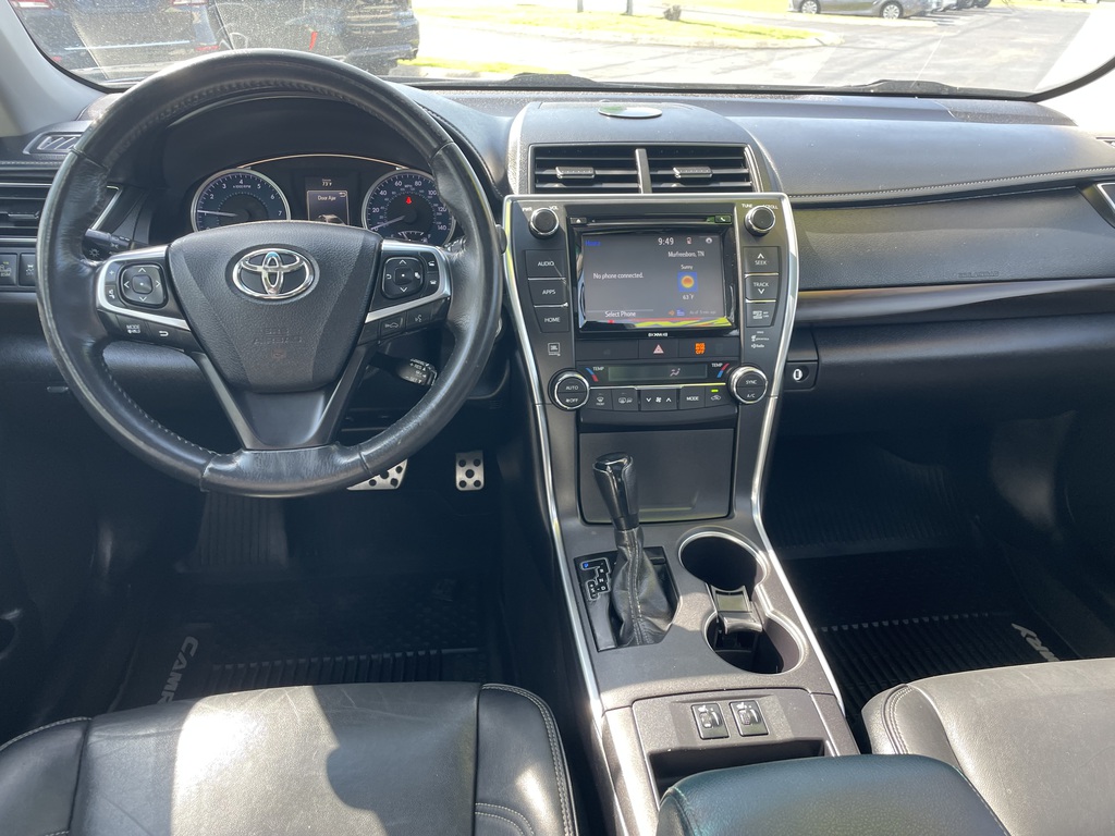 Vehicle image 6 of 8