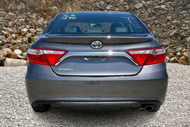 Vehicle image 5 of 33