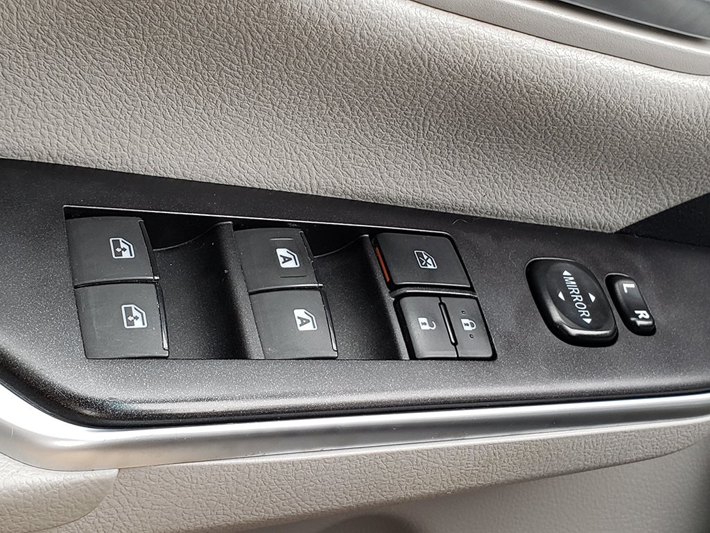 Vehicle image 29 of 30