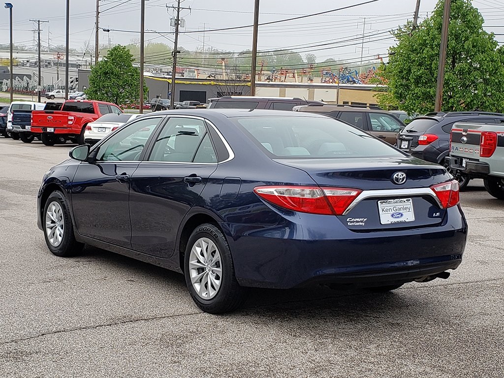 Vehicle image 8 of 30