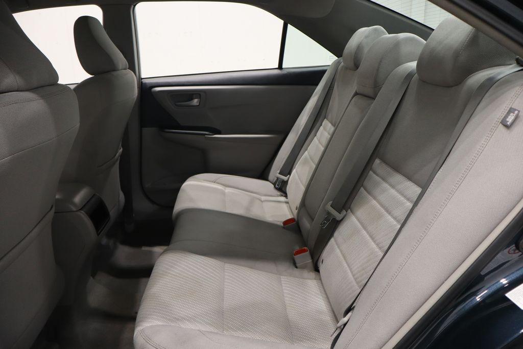 Vehicle image 9 of 36