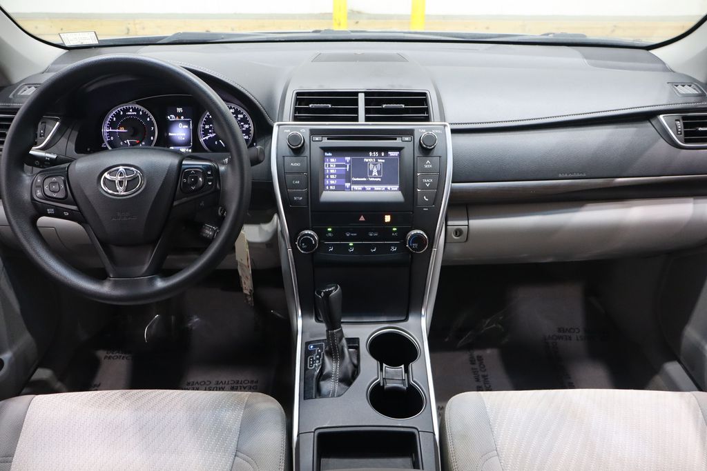 Vehicle image 22 of 36