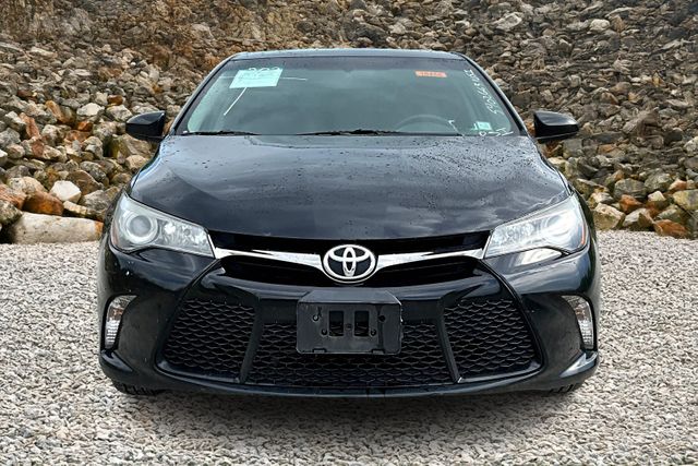 Vehicle image 2 of 33