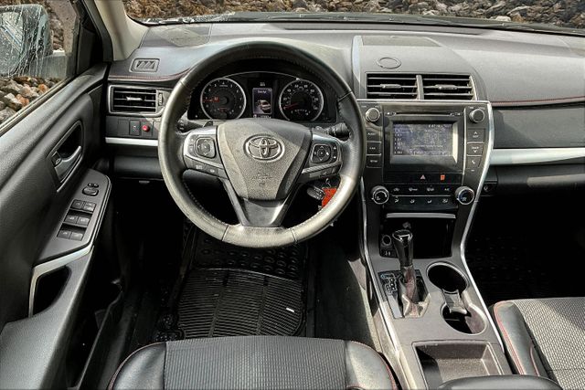 Vehicle image 7 of 33