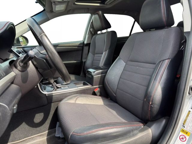 Vehicle image 10 of 25