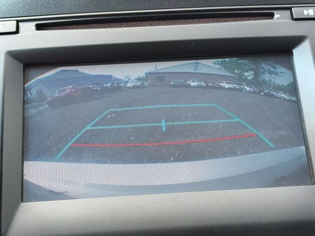Vehicle image 22 of 25