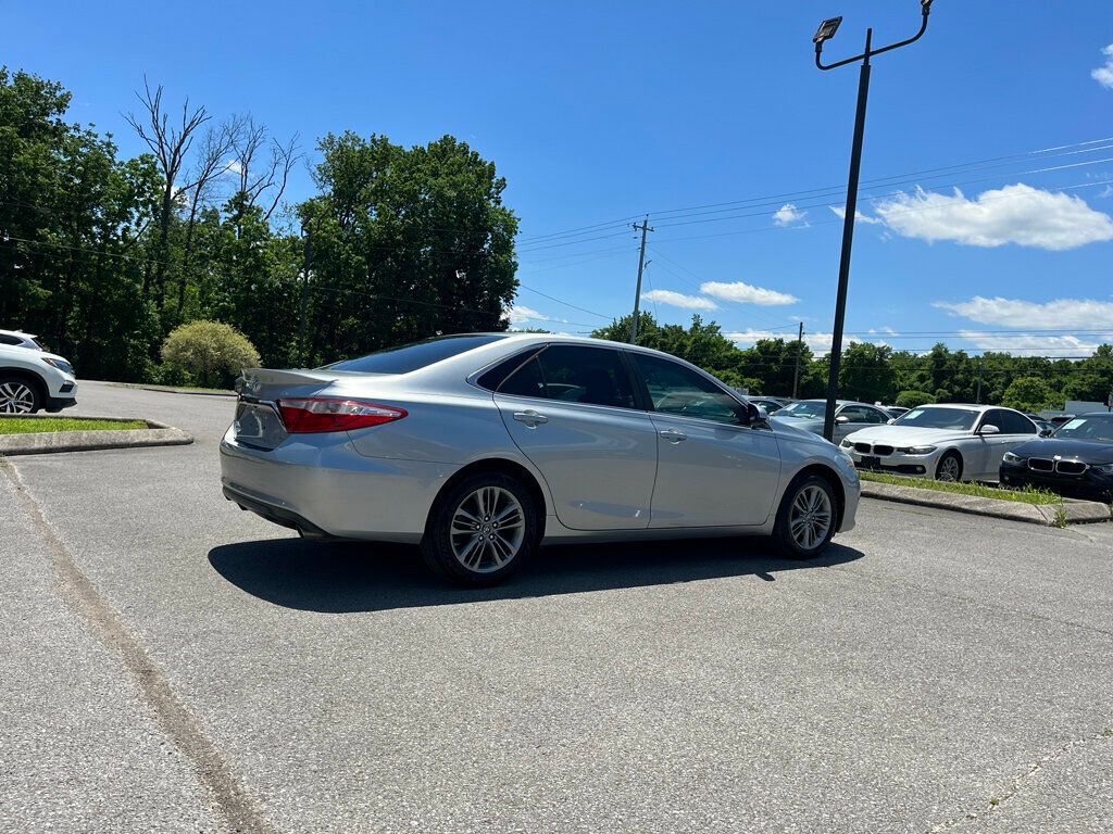 Vehicle image 5 of 23