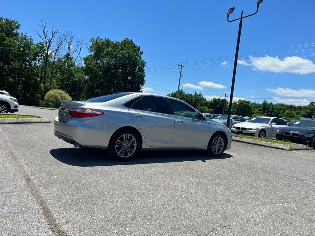Vehicle image 4 of 23