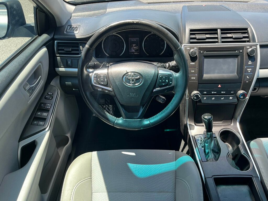 Vehicle image 12 of 23