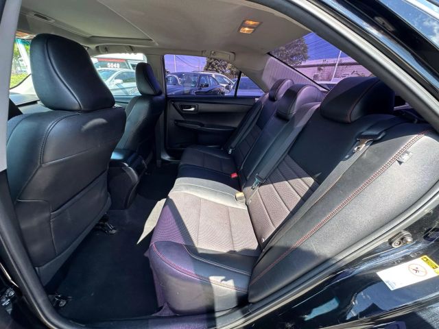 Vehicle image 17 of 46