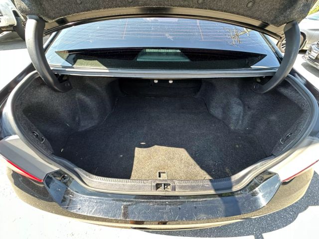 Vehicle image 40 of 46