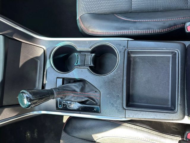 Vehicle image 38 of 46