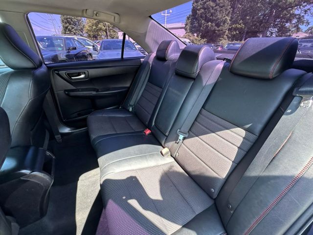 Vehicle image 18 of 46