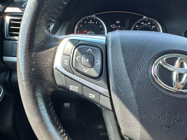 Vehicle image 34 of 46