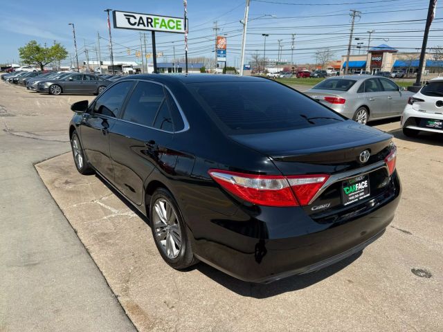 Vehicle image 7 of 49