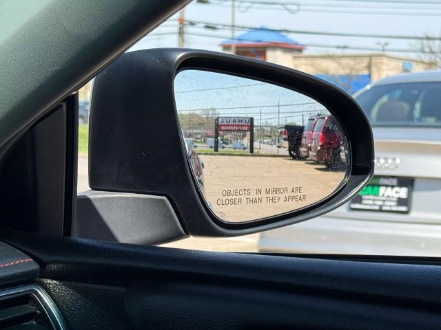 Vehicle image 43 of 49