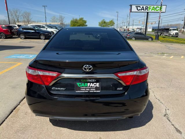 Vehicle image 4 of 49