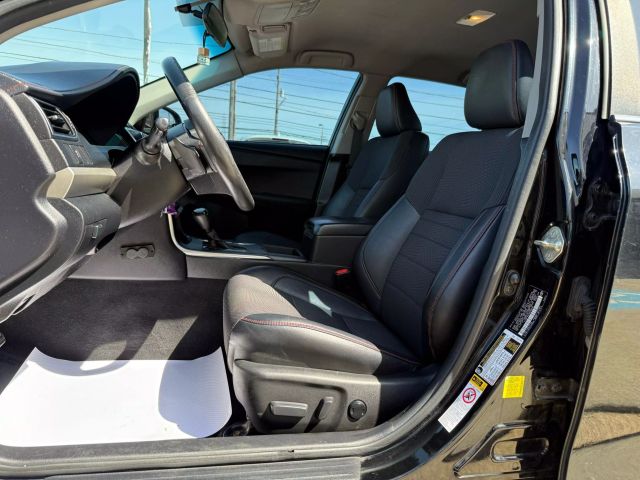 Vehicle image 18 of 49