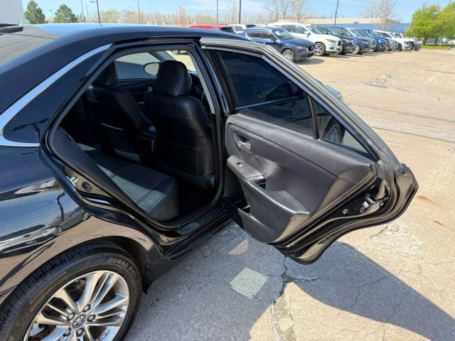 Vehicle image 12 of 49