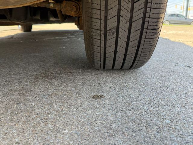 Vehicle image 47 of 49