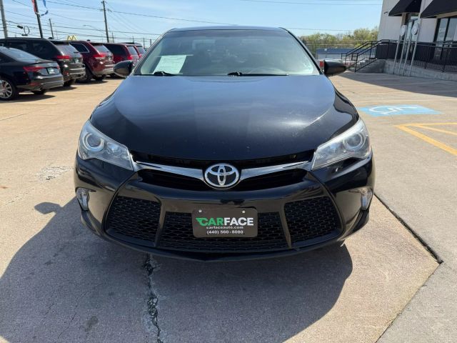 Vehicle image 14 of 49