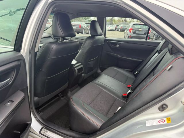 Vehicle image 20 of 30