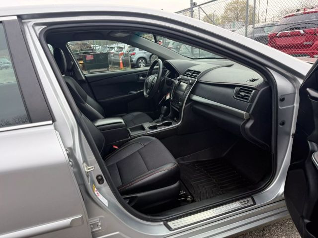 Vehicle image 29 of 30