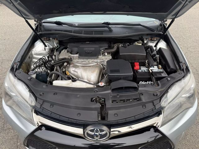 Vehicle image 16 of 30