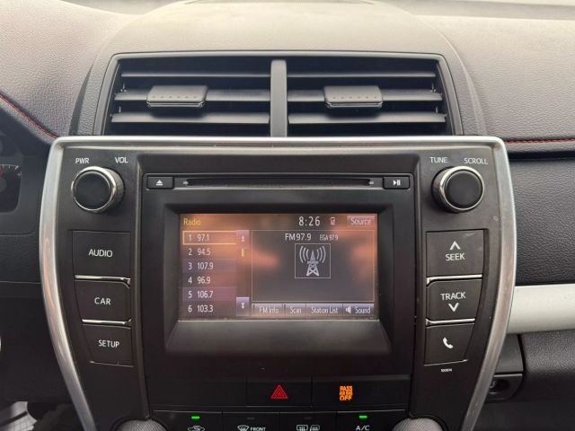Vehicle image 25 of 30