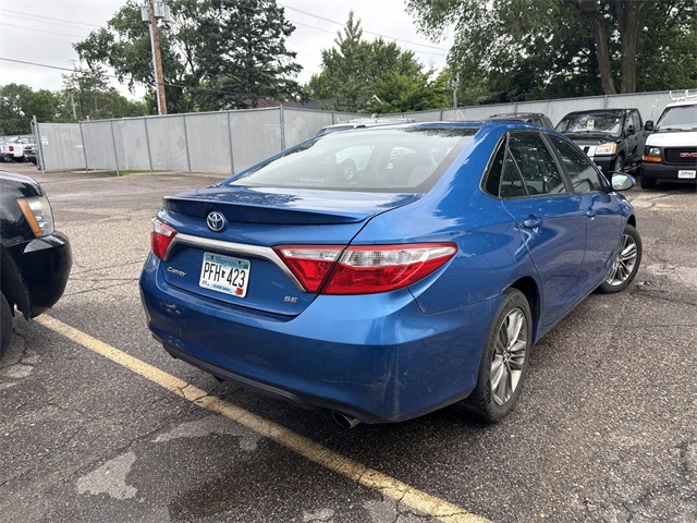 Vehicle image 2 of 6