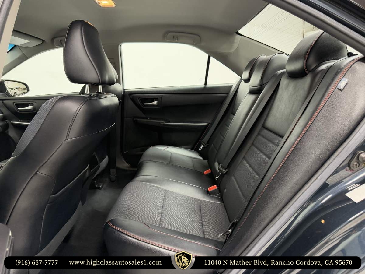 Vehicle image 22 of 45