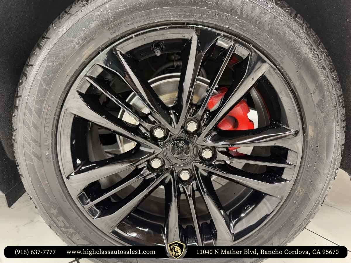 Vehicle image 43 of 45