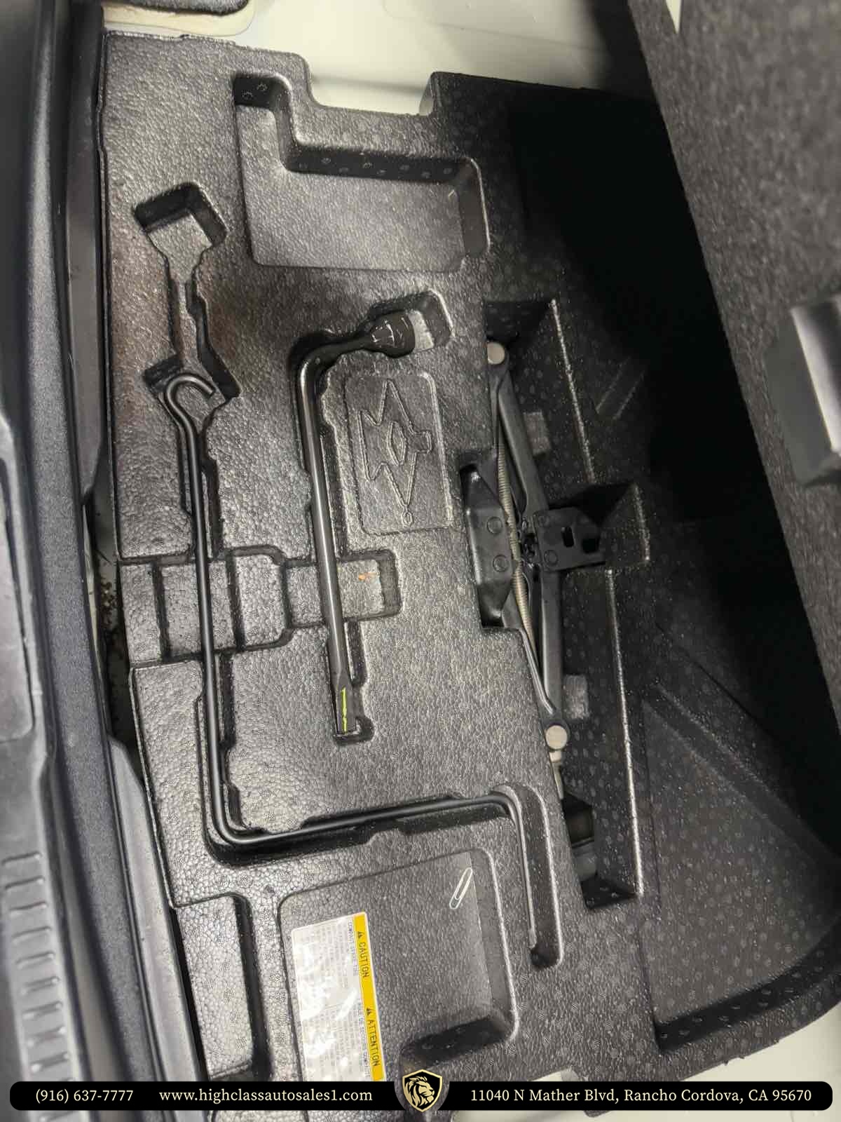 Vehicle image 35 of 45