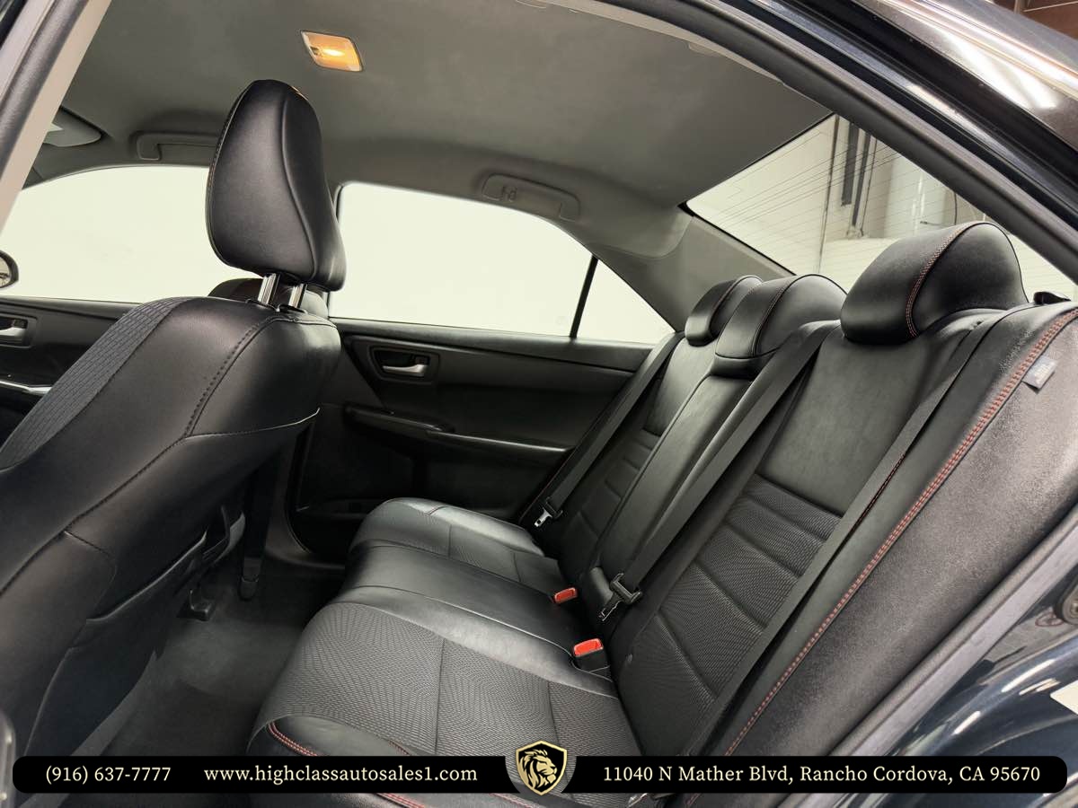 Vehicle image 23 of 45